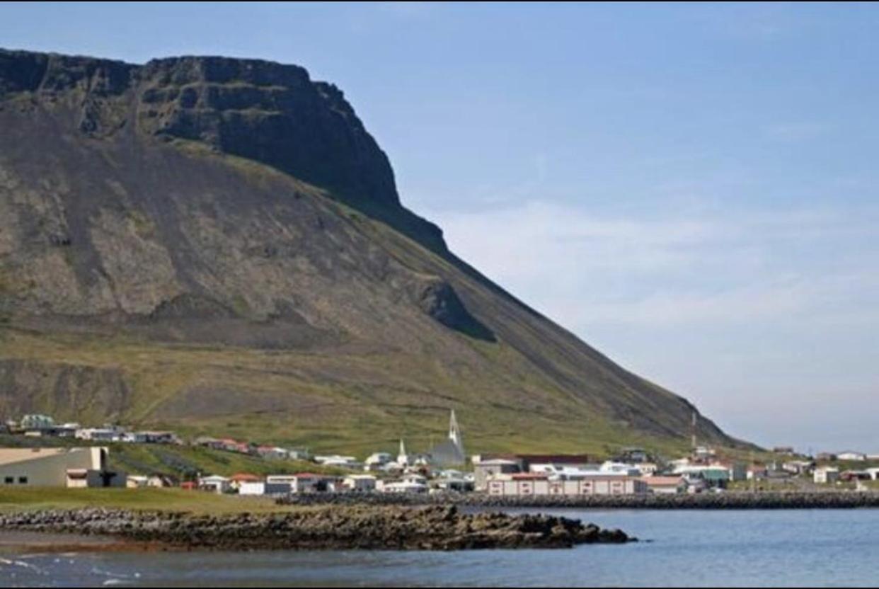 West Peninsula Apartment, Olafsvik. Exteriör bild